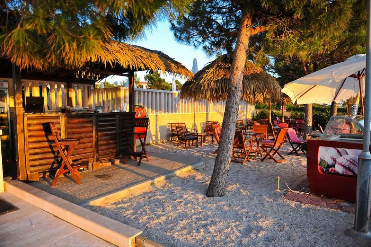 Apartamento Marina & Luka Povljana Exterior foto